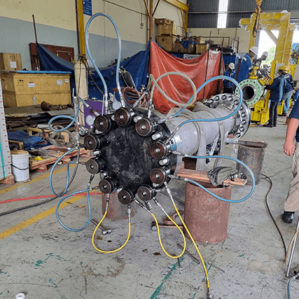 hydraulic bolt tightening